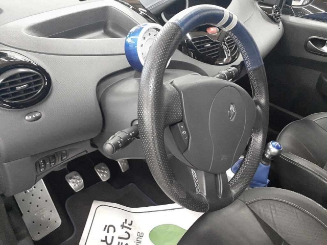 RENAULT TWINGO 2012