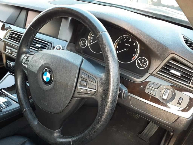 BMW 5 SERIES 2010