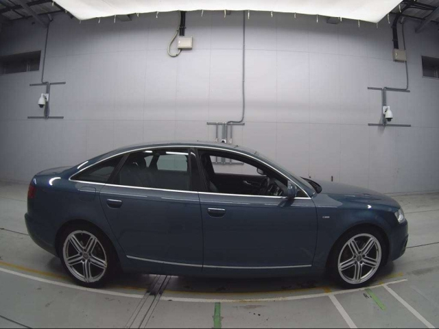 AUDI A6 2011