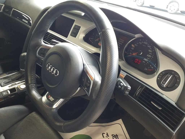AUDI A6 2011