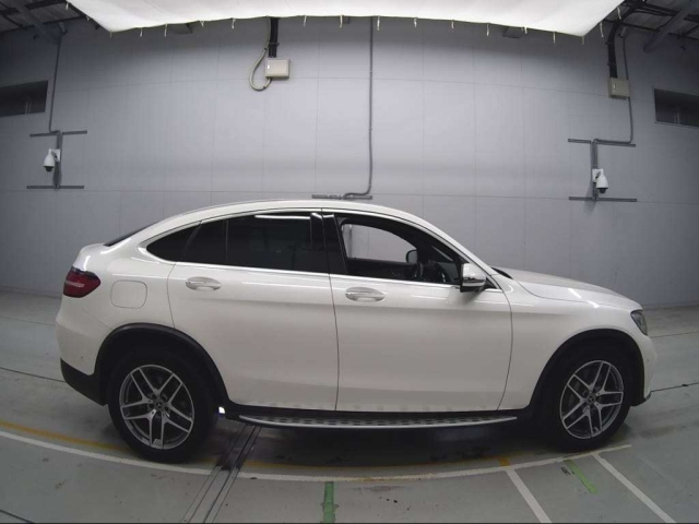 MERCEDES BENZ GLC CLASS 2018