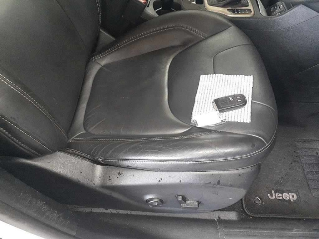 CHRYSLER JEEP CHEROKEE 2015