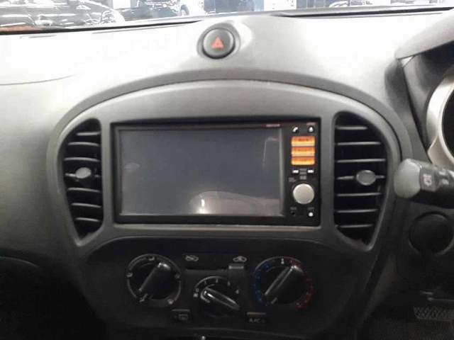 NISSAN JUKE 2012