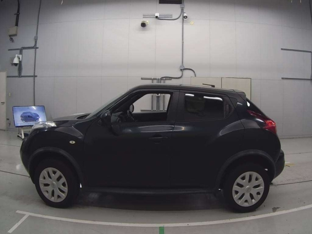 NISSAN JUKE 2012