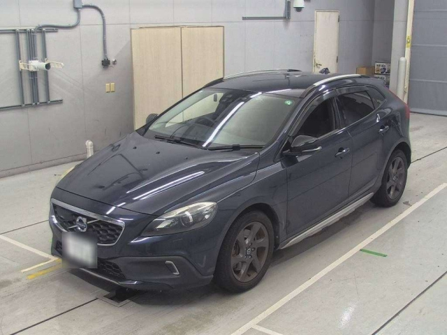 VOLVO V40 2013