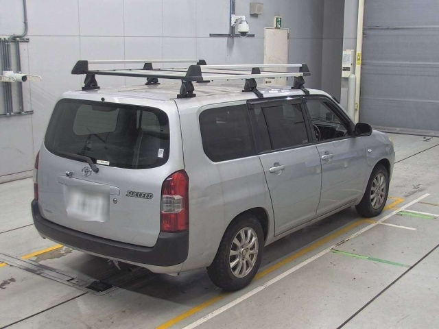 TOYOTA SUCCEED 2014