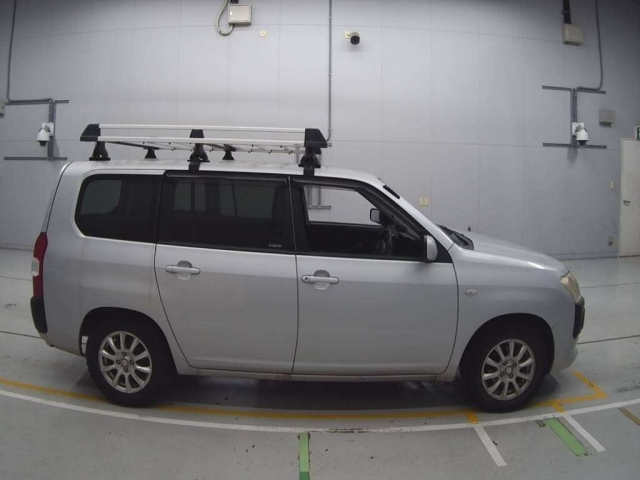TOYOTA SUCCEED 2014