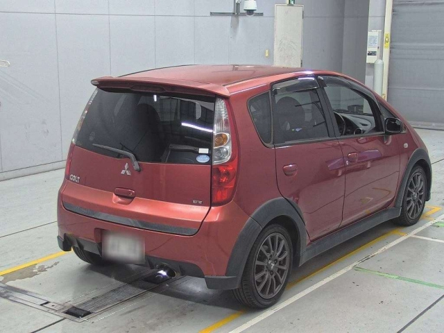 MITSUBISHI COLT 2011