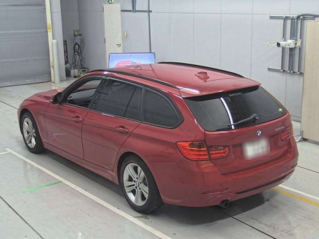 BMW 3 SERIES 2013