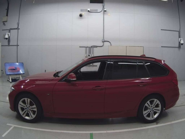 BMW 3 SERIES 2013