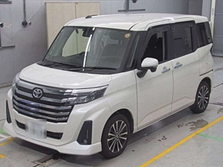 TOYOTA ROOMY 2022