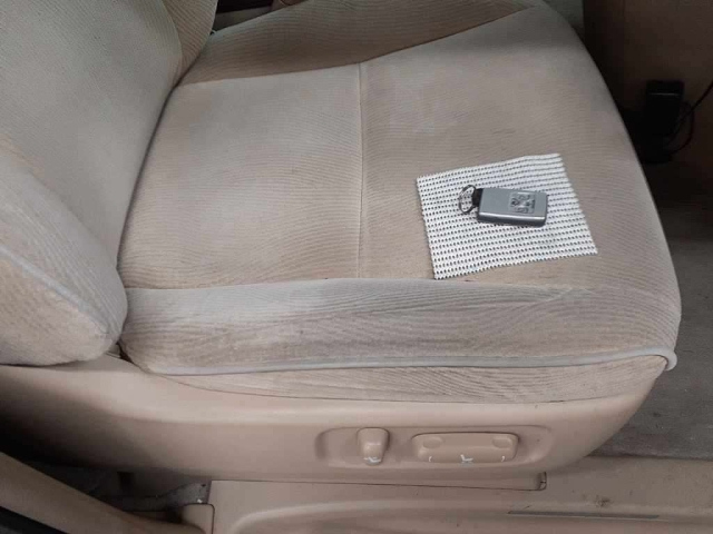 TOYOTA VELLFIRE 2008