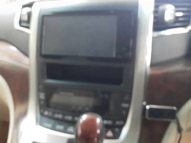 TOYOTA VELLFIRE 2008