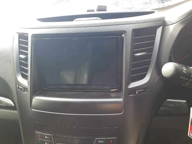SUBARU LEGACY 2012