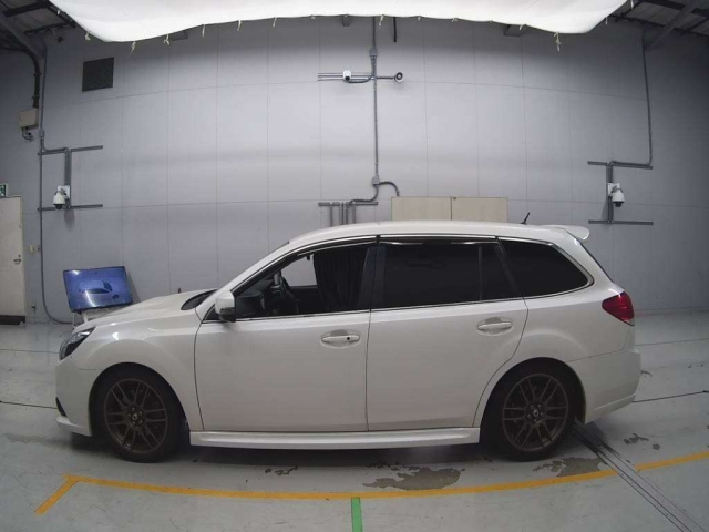 SUBARU LEGACY 2012