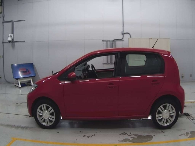 VOLKSWAGEN UP 2017