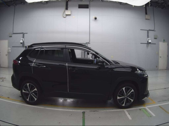 TOYOTA COROLLA CROSS 2023