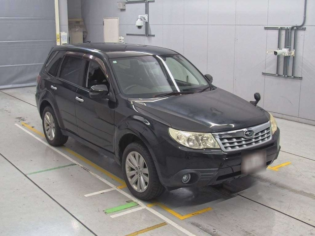 SUBARU FORESTER 2011