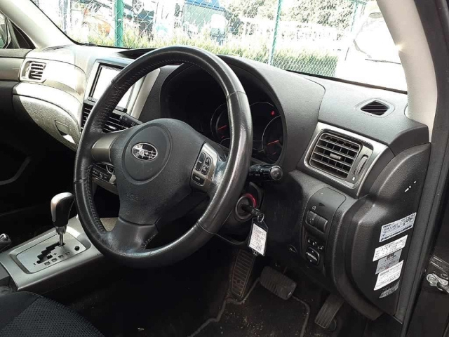 SUBARU FORESTER 2011