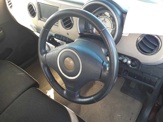 SUZUKI ALTO LAPIN 2012