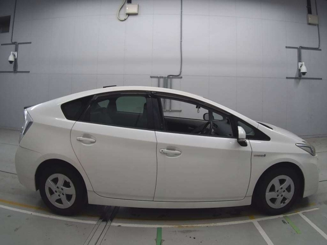TOYOTA PRIUS 2010