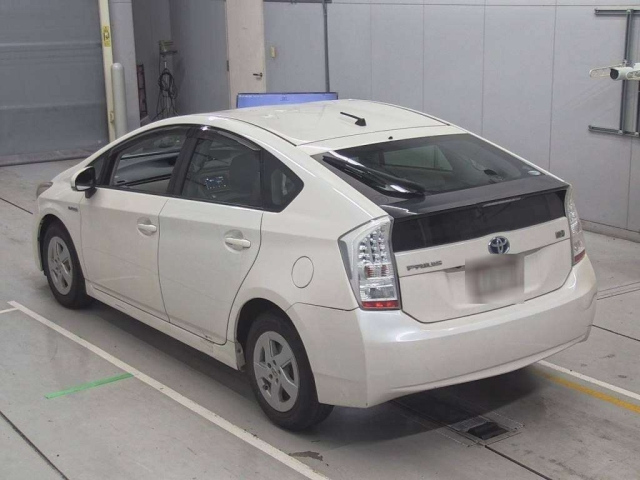TOYOTA PRIUS 2010