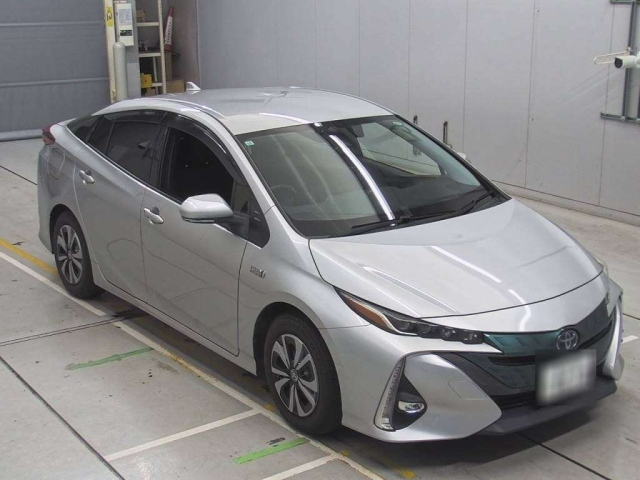 TOYOTA PRIUS PHV 2017