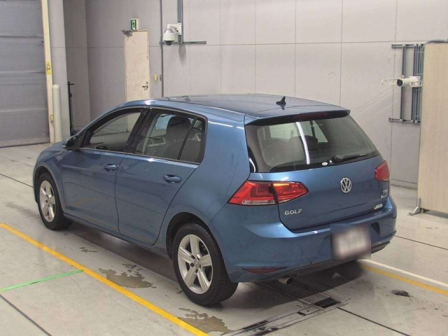 VOLKSWAGEN GOLF 2015