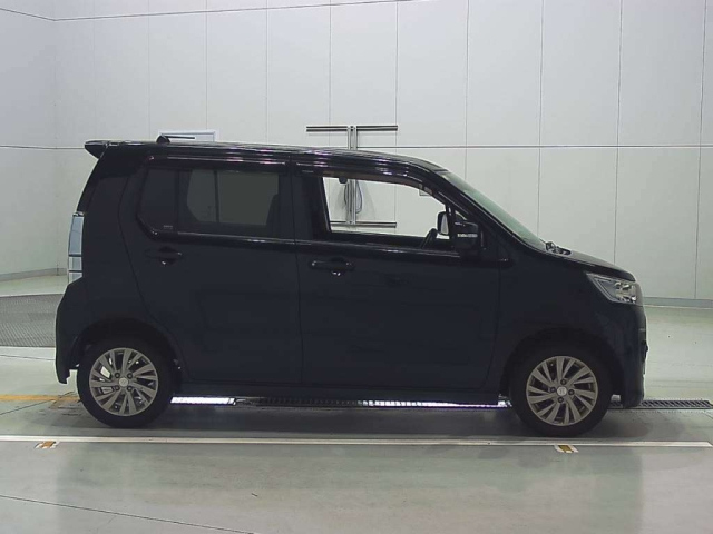 SUZUKI WAGON R 2014