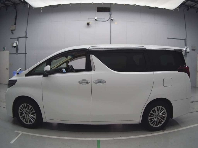 TOYOTA ALPHARD 2018
