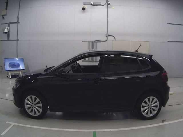 VOLKSWAGEN POLO 2018