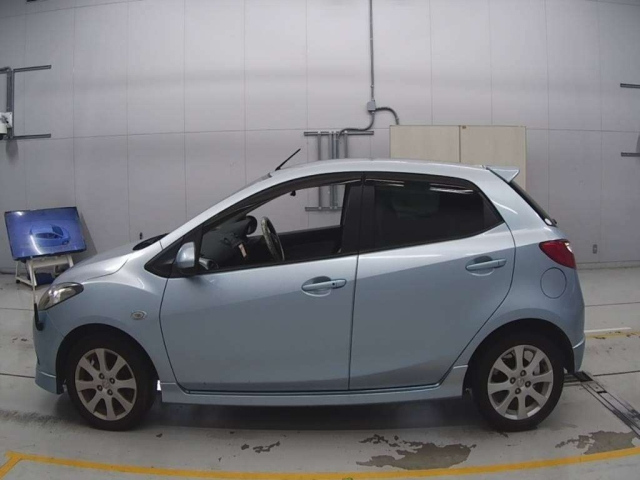 MAZDA DEMIO 2008