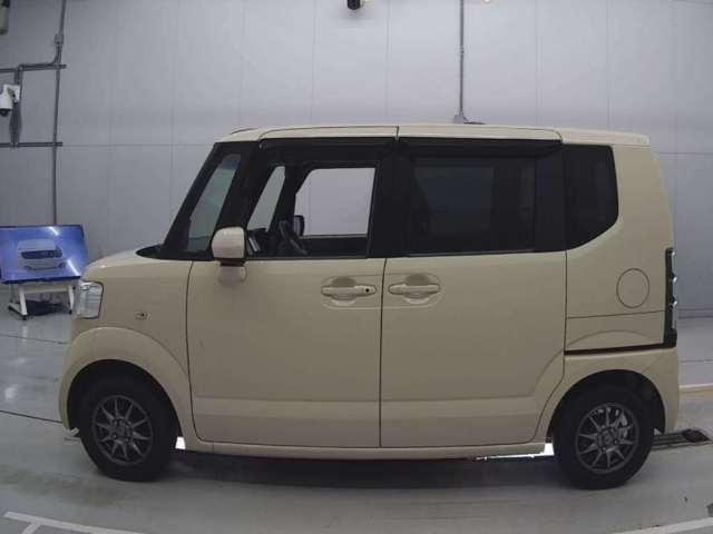 HONDA N BOX 2012