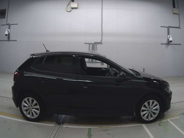 VOLKSWAGEN POLO 2018