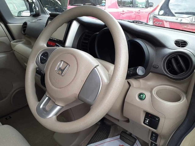 HONDA N BOX 2012