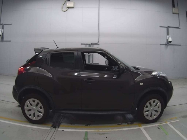 NISSAN JUKE 2013