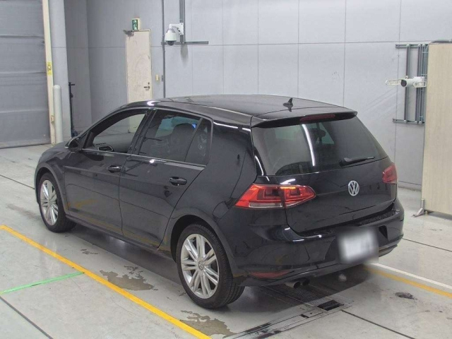 VOLKSWAGEN GOLF 2015