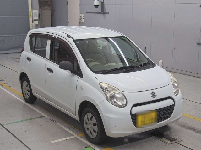 SUZUKI ALTO 2013