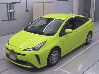 TOYOTA PRIUS 2019