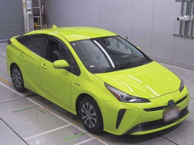 TOYOTA PRIUS 2019