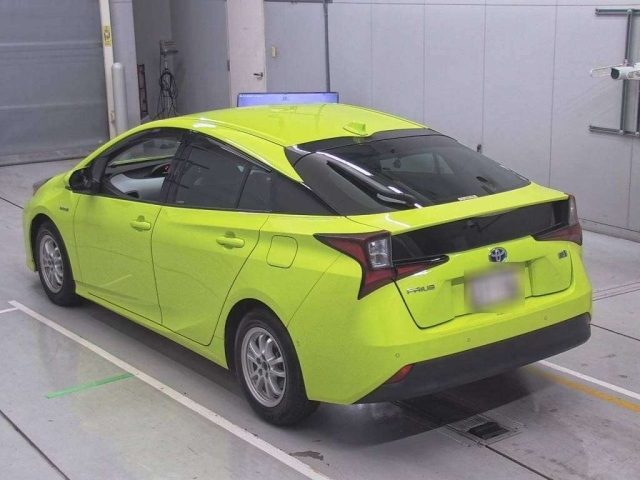 TOYOTA PRIUS 2019