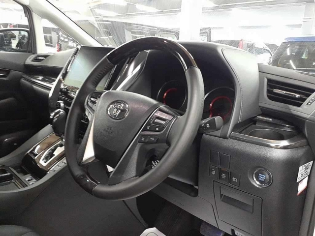 TOYOTA VELLFIRE 2021
