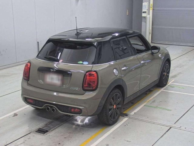 BMW MINI 2020