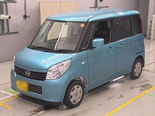 NISSAN ROOX 2010