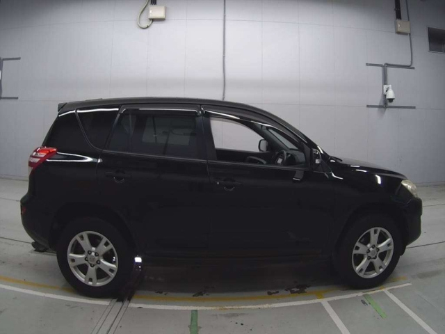 TOYOTA RAV4 2009