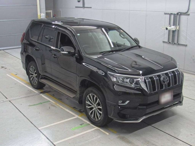 TOYOTA LAND CRUISER PRADO 2021