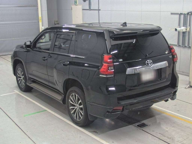 TOYOTA LAND CRUISER PRADO 2021