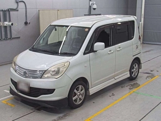 SUZUKI SOLIO 2012