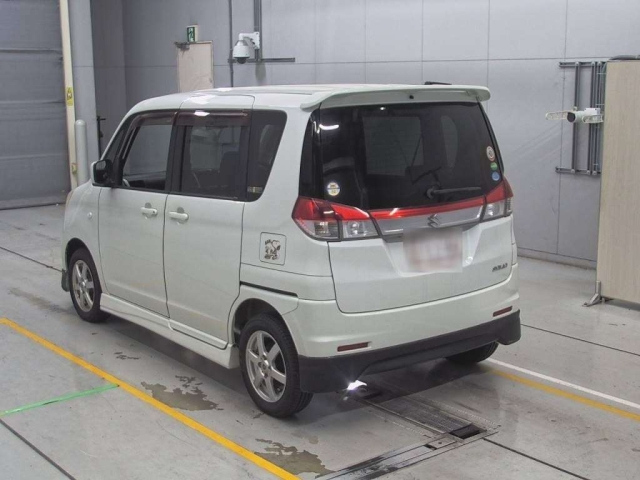 SUZUKI SOLIO 2012
