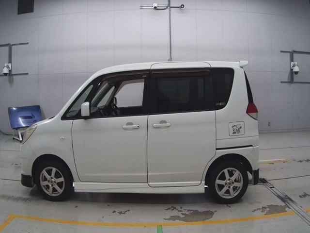 SUZUKI SOLIO 2012